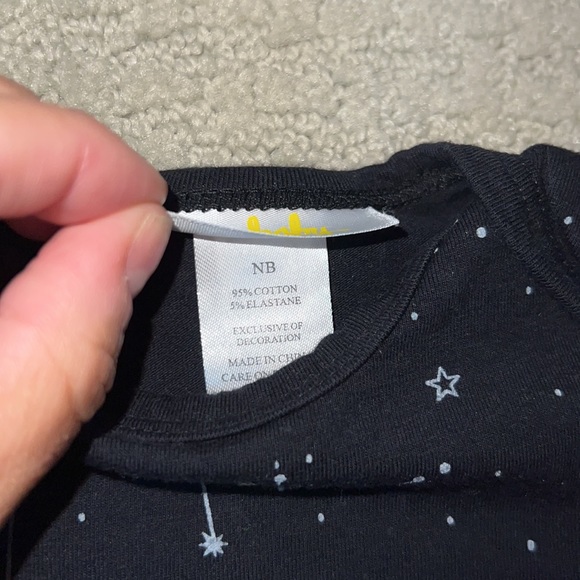 Bloomie’s Baby Bodysuits, 3 Pack, size newborn. - Picture 3 of 8